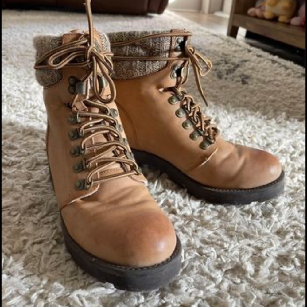 Mia brown Lace up boots